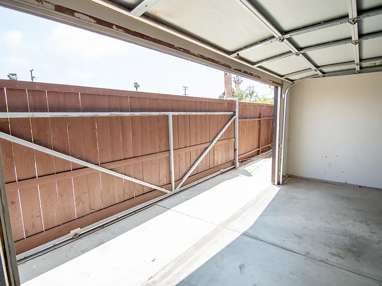 1181 Florida St — Photo 8