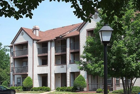 3rd image of 217 Crosswinds Dr APT 101