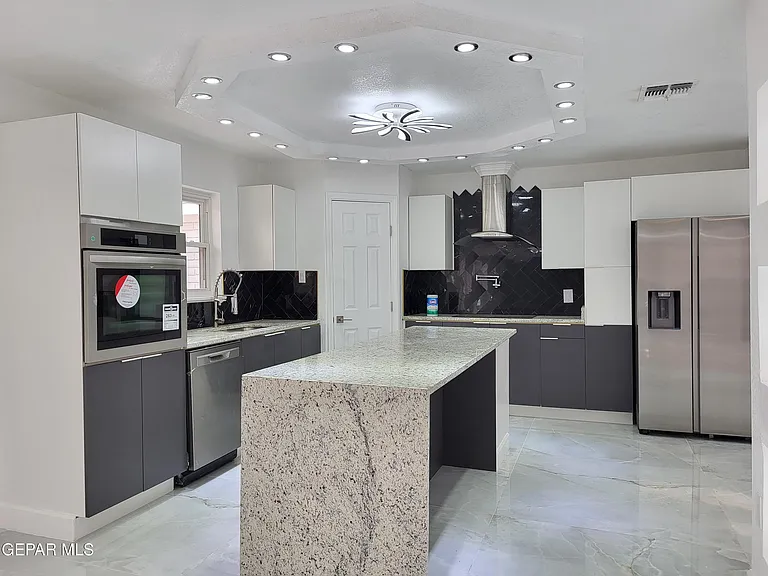 806 Cortijo Dr — Photo 7