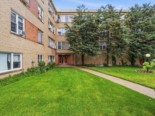 6031 N Damen Ave APT 307, Chicago, IL 60659