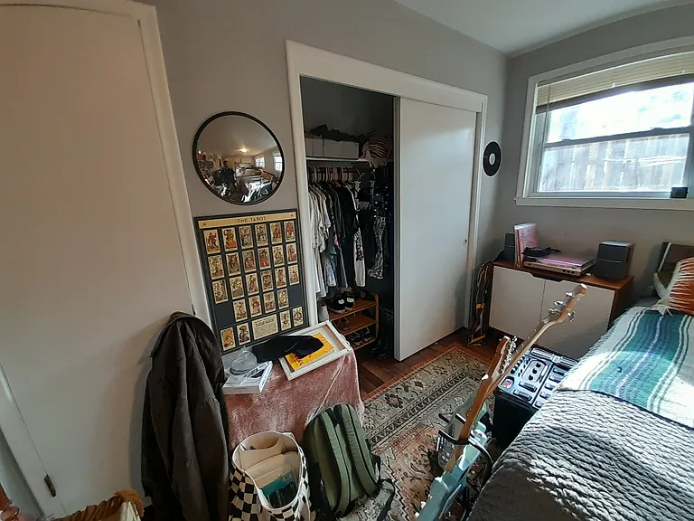 338 18th Ave NE #3 — Photo 10
