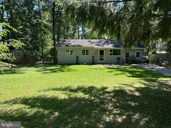 2 Whitely Rd, Downingtown, PA 19335