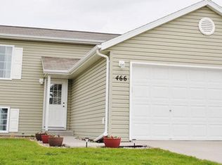 466 Maple Pointe Blvd, Mapleton, ND 58059