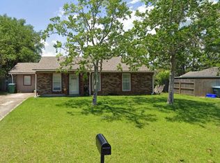 56 Woodforest Dr, Gulfport, MS 39503