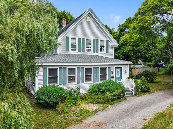 36 Deane Street, Ellsworth, ME 04605