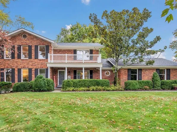 15924 Woodlet Way Ct, Chesterfield, MO 63017