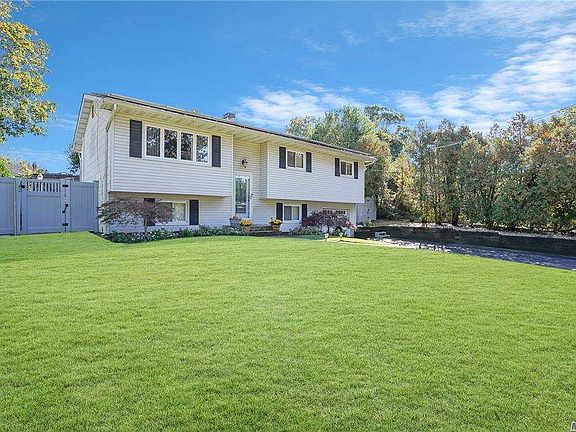 5th image of 65 Forest Ave