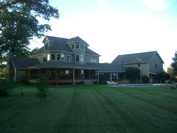 Back of House - NE view