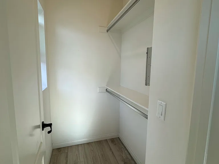 1116 N Monterey St #C — Photo 15