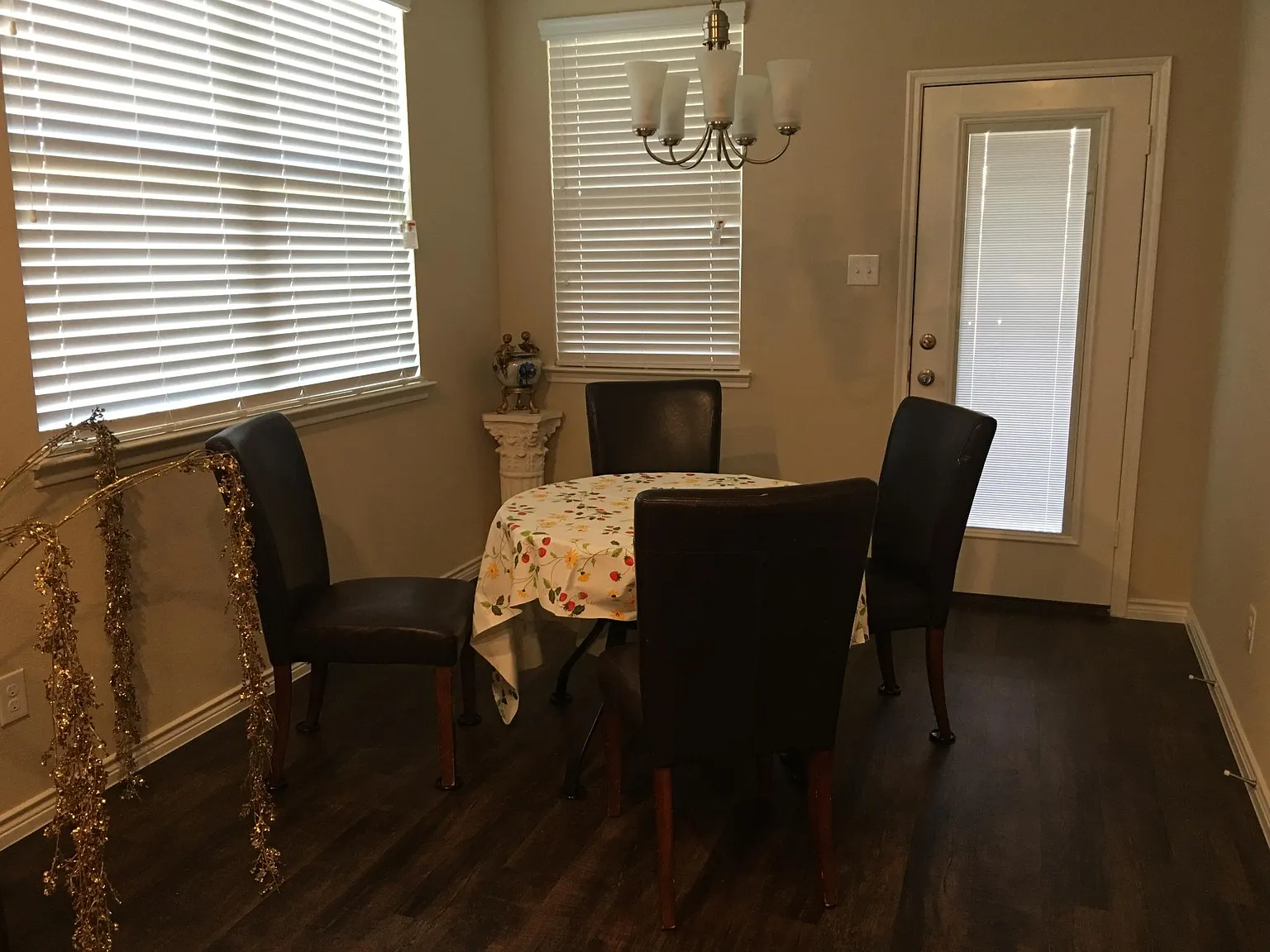 2157 Olivereta Dr — Photo 3