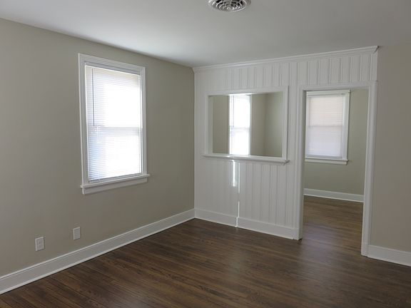 3rd image of 14 N Beech Ave