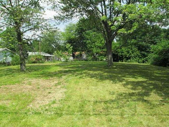 3rd image of 309 S Lynhurst Dr
