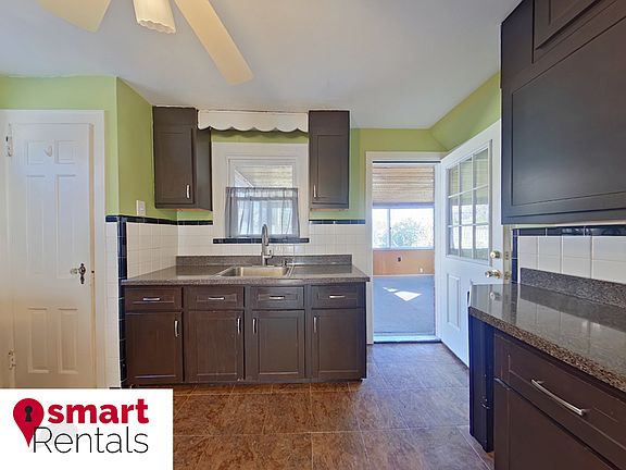 3rd image of 2032 Bland Pl