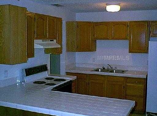 2nd image of 5811 N 15th St