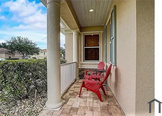 3 bed, 2172 sqft, $2,350 — Photo 2