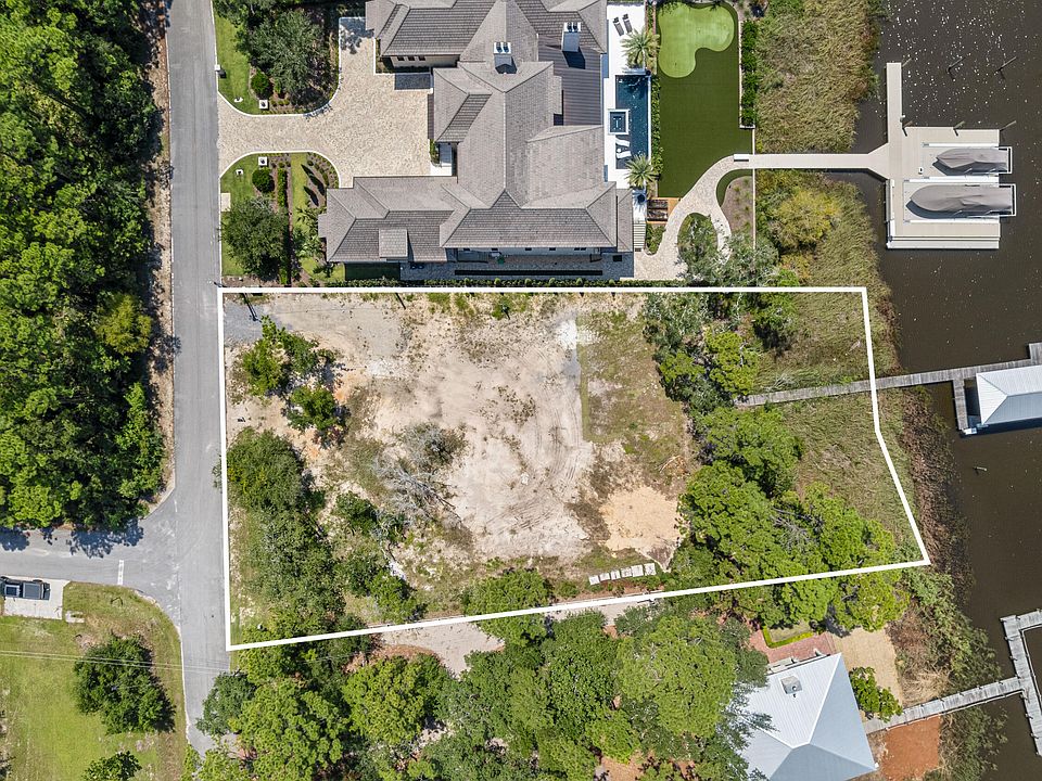 2nd image of 909 Eden Dr