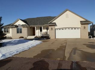 27092 Mariah Pl, Harrisburg, SD 57032