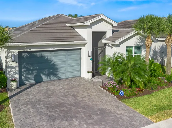 11397 SW Carlisle Crossing Avenue, Port St Lucie, FL 34987