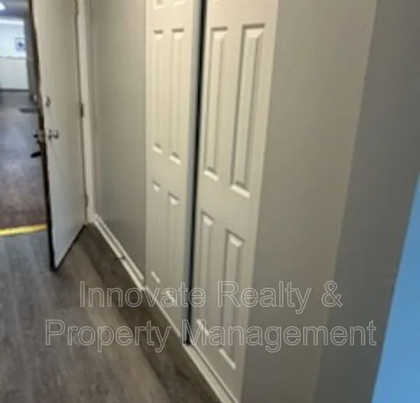 29 E Logan Ave #11 — Photo 12