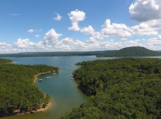 121 Peanut Ln, Fairfield Bay, AR 72088