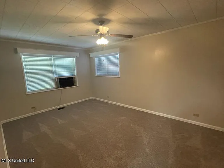 2083 Martin Rd — Photo 12