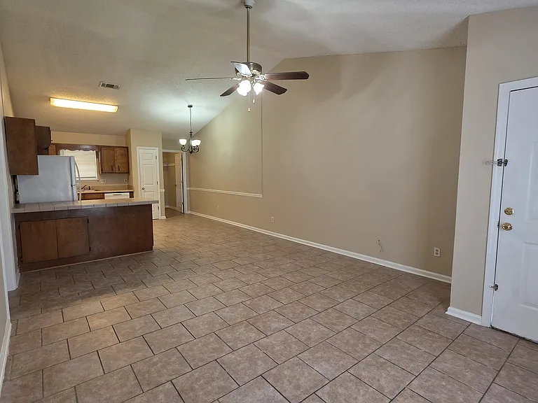 106 Augusta Ct #A — Photo 10