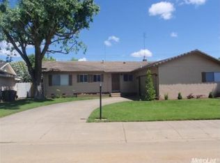 842 Bel Air Ct, Lodi, CA 95240