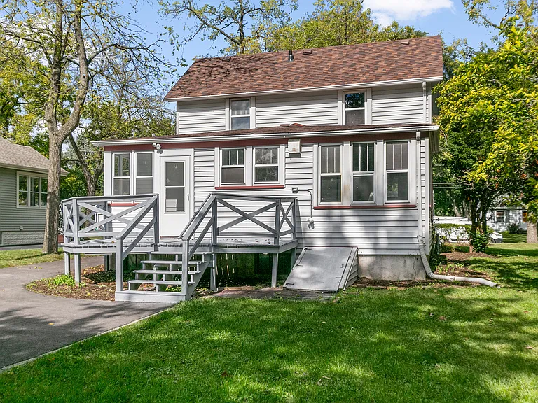 152 Burr Oak Rd — Photo 17