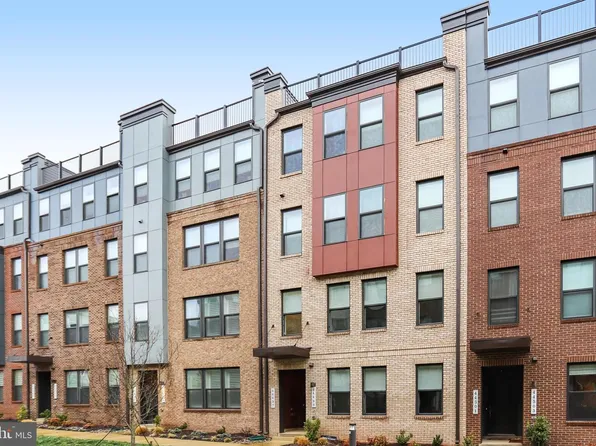 44499 Wolfhound Sq, Ashburn, VA 20147