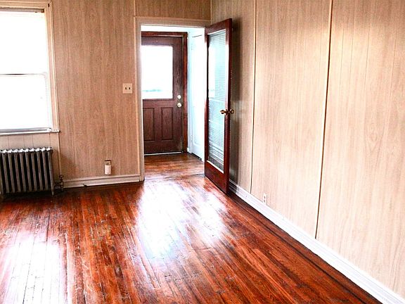 2nd image of 11555 226th St