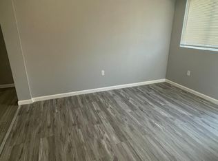 9400 Elizabeth Ave #F, South Gate, CA 90280