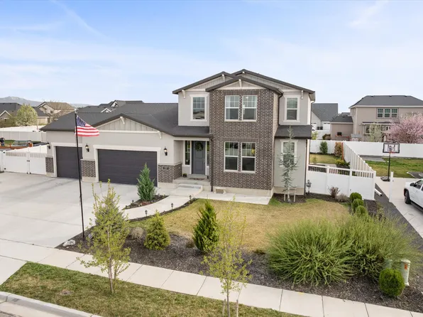 3359 W Eurasian Crane Rd, Clinton, UT 84015