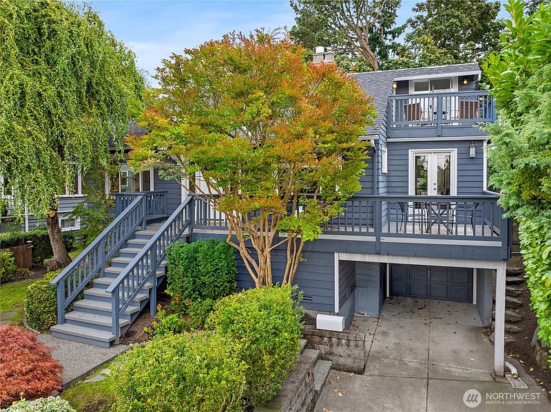 2nd image of 2568 28th Avenue W