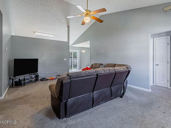 3rd image of 116 Sycamore Dr
