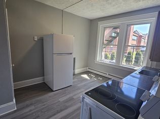 70 Walnut St #1E, New Britain, CT 06051