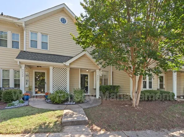 9231 Kings Canyon Dr, Charlotte, NC 28210