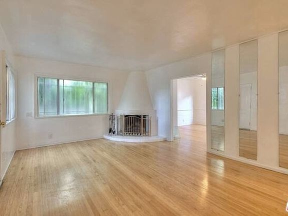 3rd image of 4088 Creed Ave