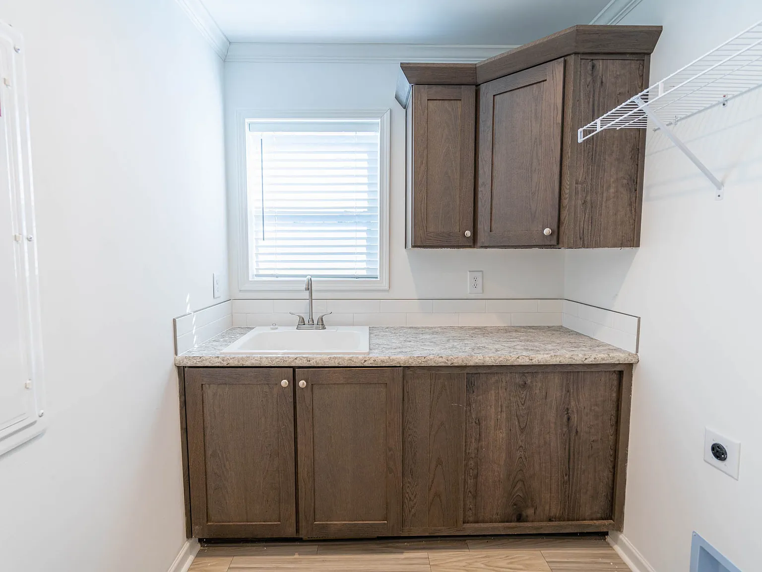 3 bed, 1400 sqft, $1,700 — Photo 3