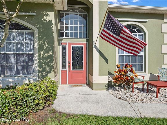3rd image of 4873 Verona Cir