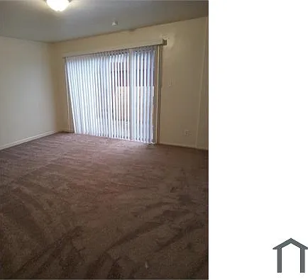 2049 Austin St — Photo 3
