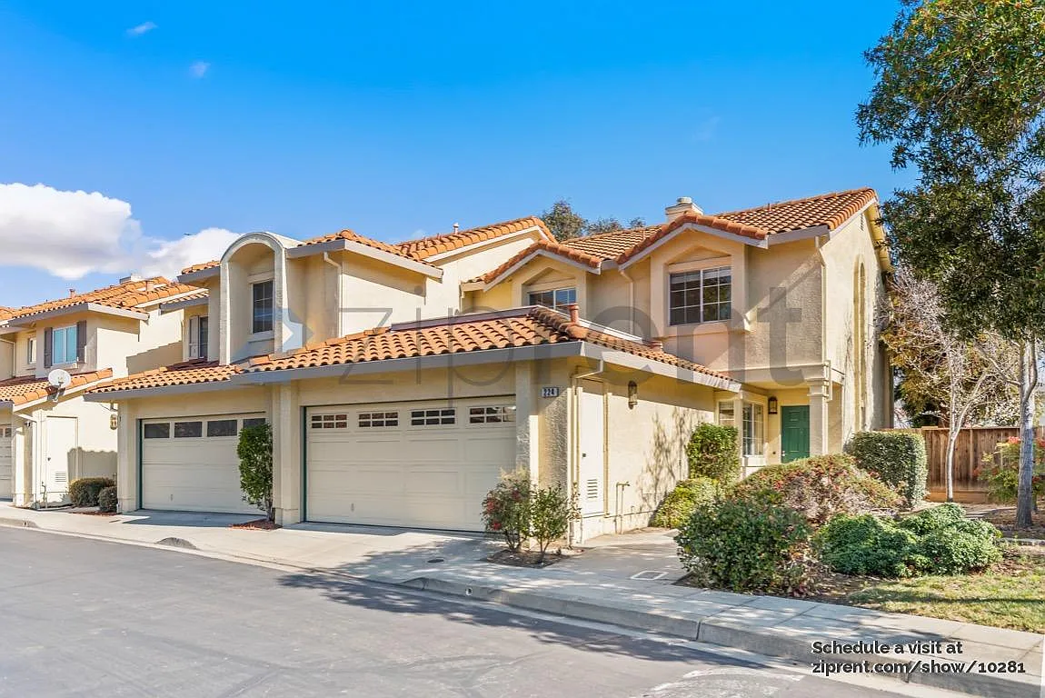 4 bed, 1653 sqft, $4,600 — Photo 1