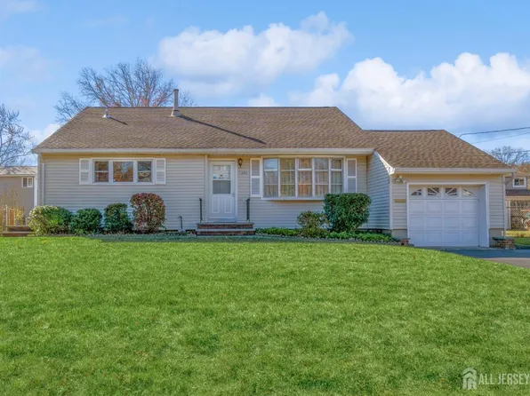 1330 Ute Rd, North Brunswick, NJ 08902