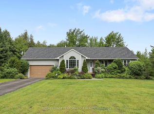 6115 Kaycourt Dr, Ottawa, ON K0A 2W0