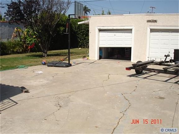 5th image of 9464 S Hobart Blvd