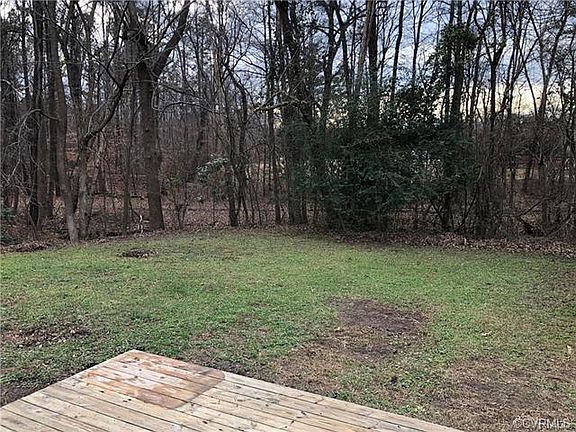 4th image of 2803 Woodlawn Ave