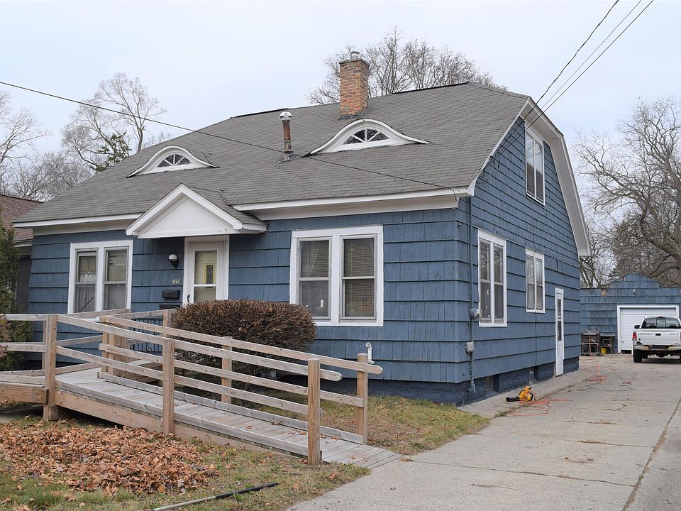 1st image of 690 Allen Ave