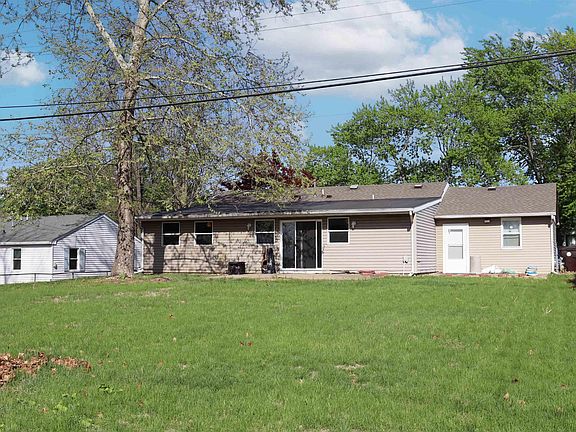 3rd image of 204 Grant Rd