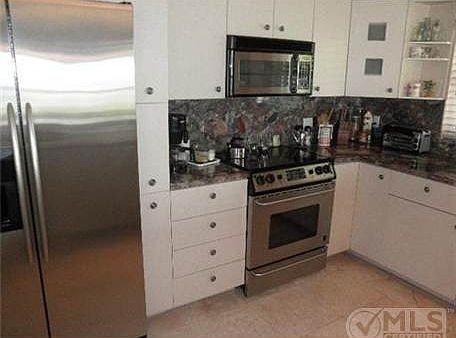 4th image of 1501 Binney Dr