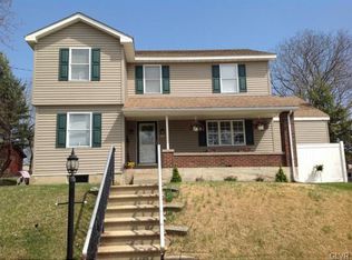 1439 Washington St, Catasauqua, PA 18032