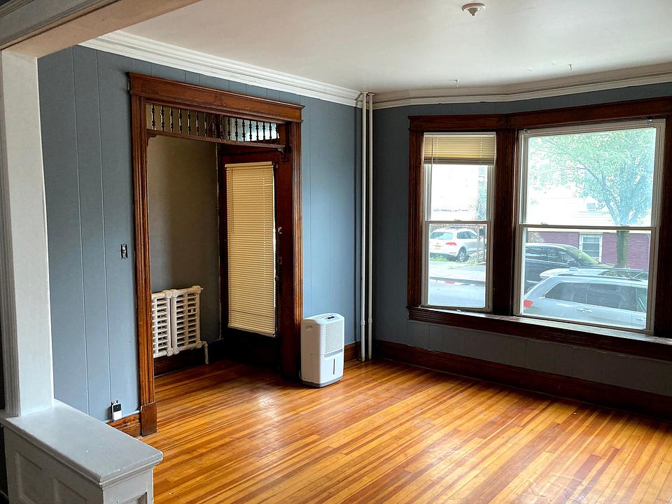1st image of 2 Dana Ave #1